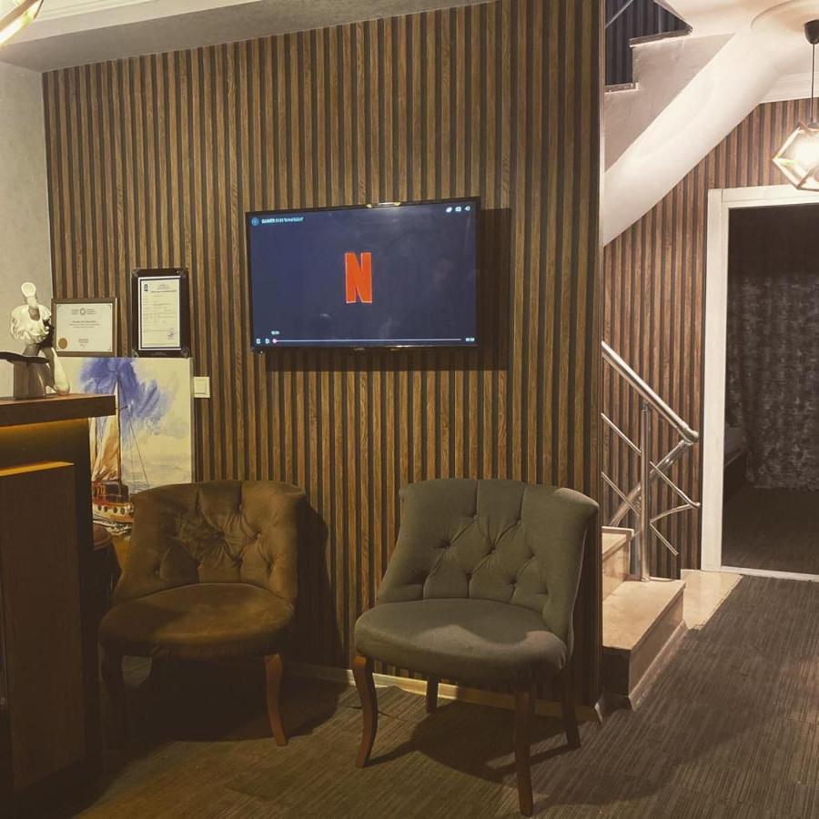 Kral Hotel Istanbul Bagian luar foto
