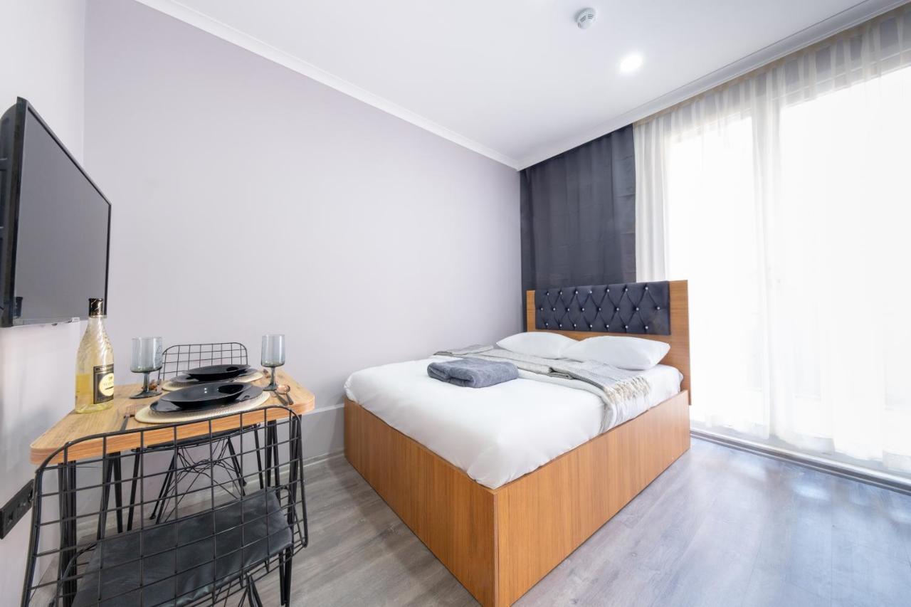 Kral Hotel Istanbul Bagian luar foto