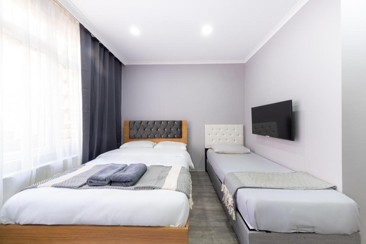 Kral Hotel Istanbul Bagian luar foto