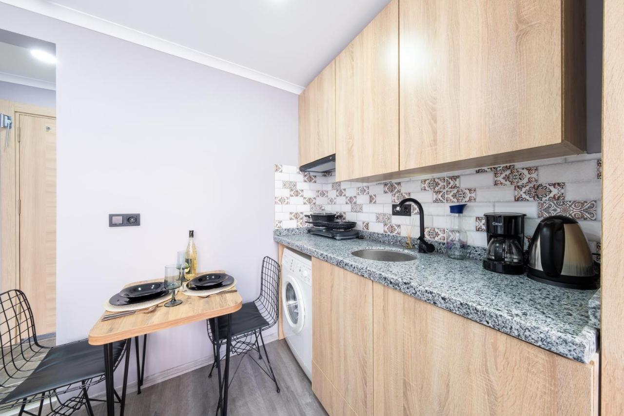 Kral Hotel Istanbul Bagian luar foto
